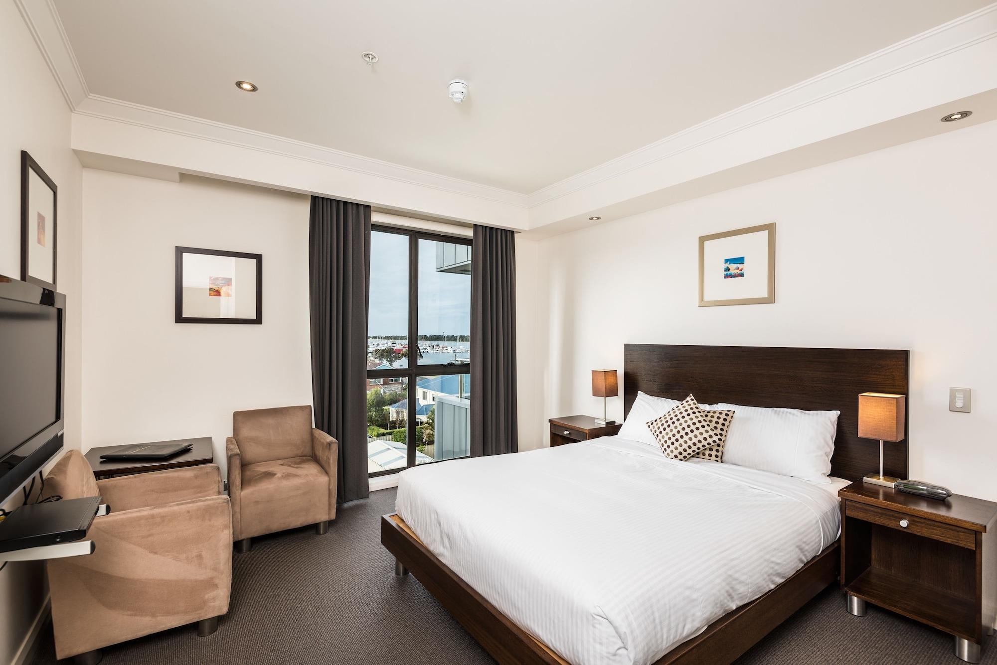 The Esplanade Resort And Spa Лейкс-Энтранс Экстерьер фото